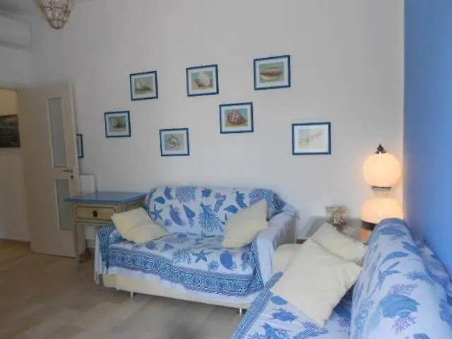 Apartment Una Finestra Sul Mare Laigueglia