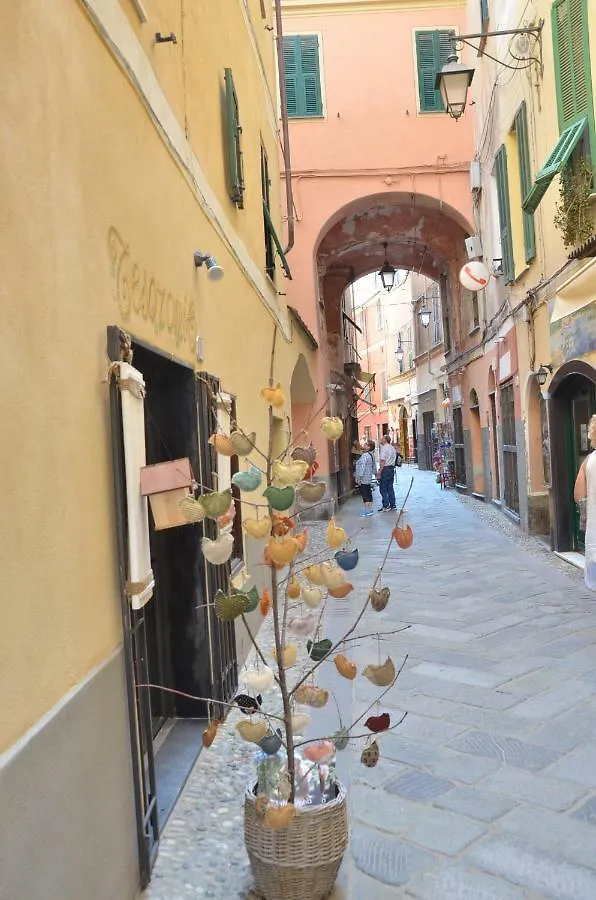 Una Finestra Sul Mare Laigueglia 0*,  Italy