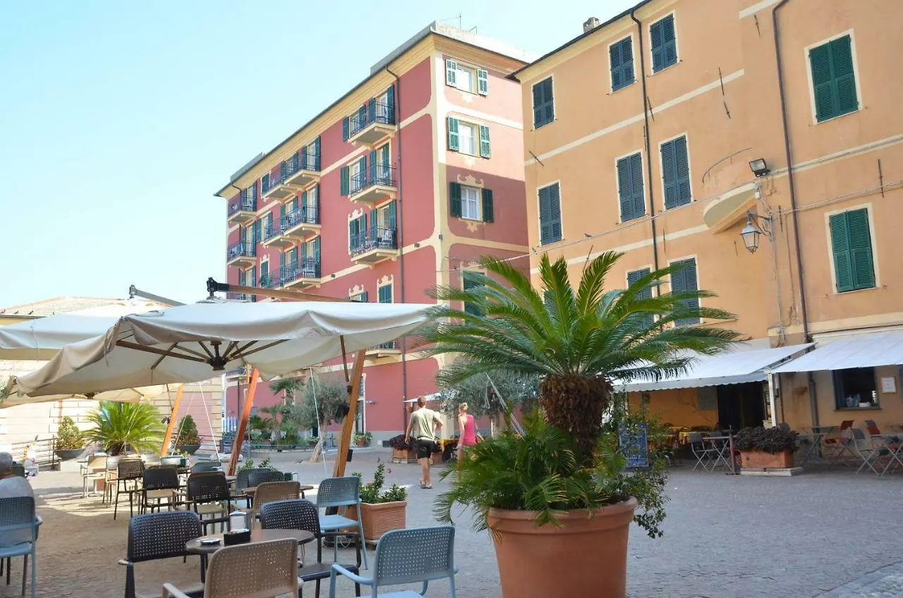 Una Finestra Sul Mare Laigueglia Italy